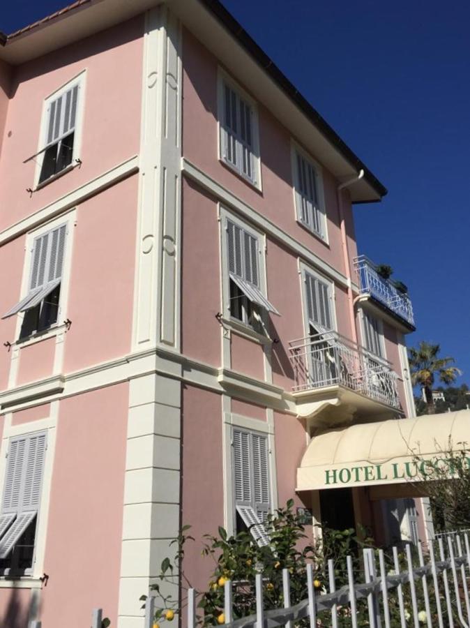 Hotel Lucciola Бордігера Екстер'єр фото